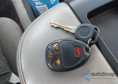 2010 Chevrolet Silverado 1500 Lt из США, поврежденный, VIN 3GCRCSE0XAG101689